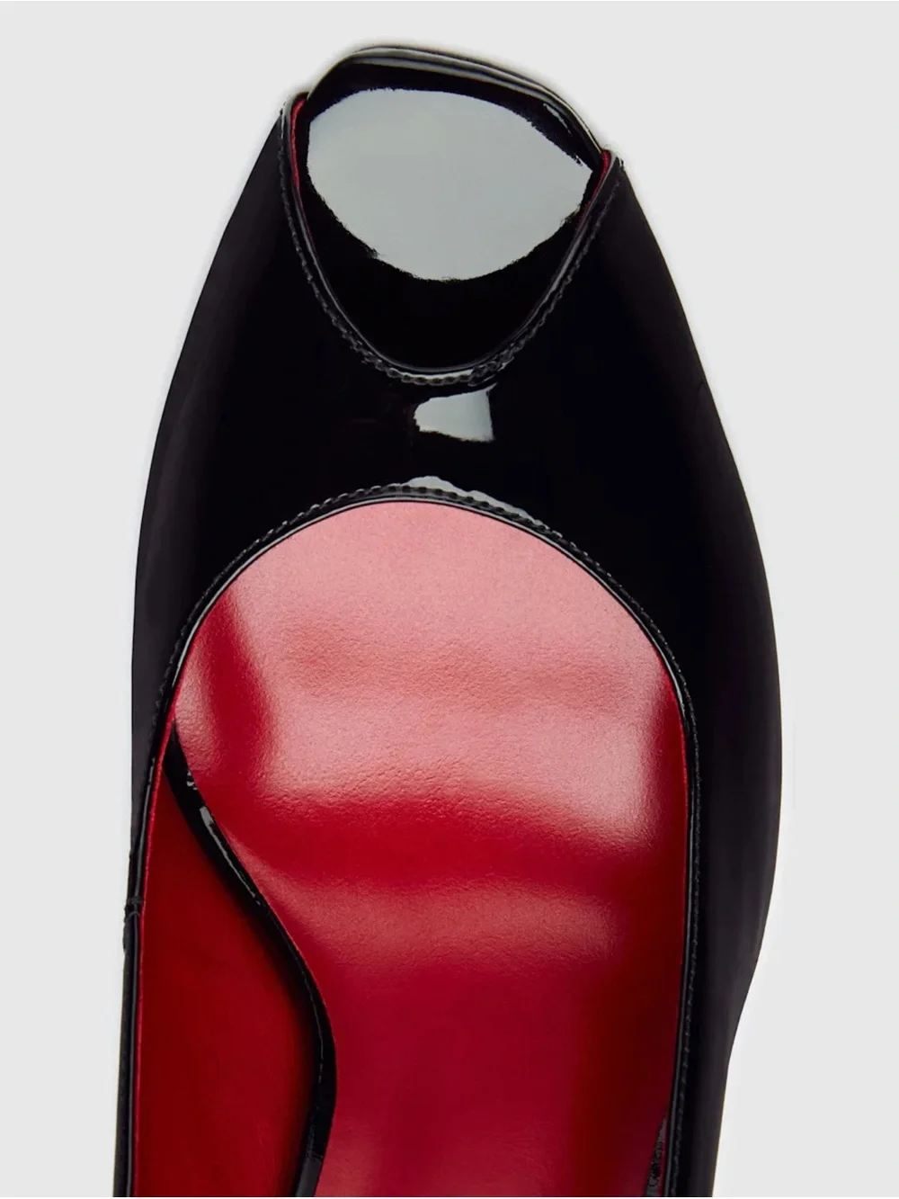 New Reformation x Camille Rowe Cheri Wedge Heels Black 7